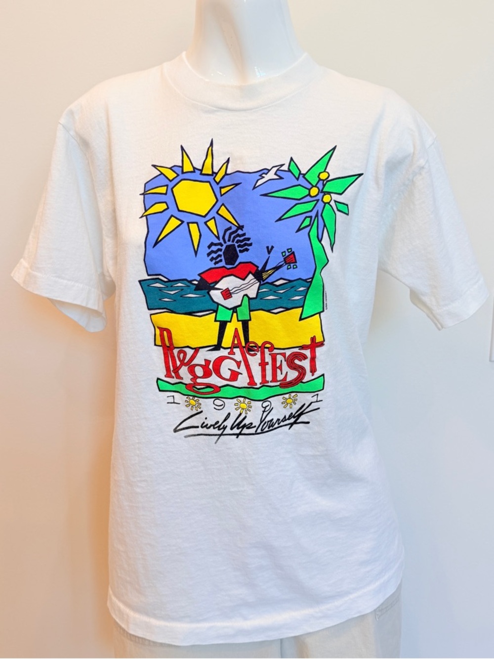 Vintage 1991 ReggaeFest Graphic T-Shirt Colorful Beach Festival Single Stitch
